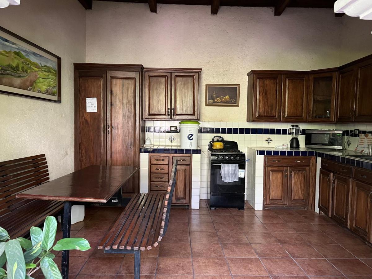 Casa Del Viajero Colonial Apartment Antigua Екстериор снимка