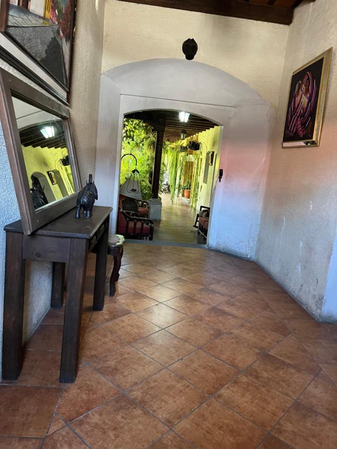 Casa Del Viajero Colonial Apartment Antigua Екстериор снимка