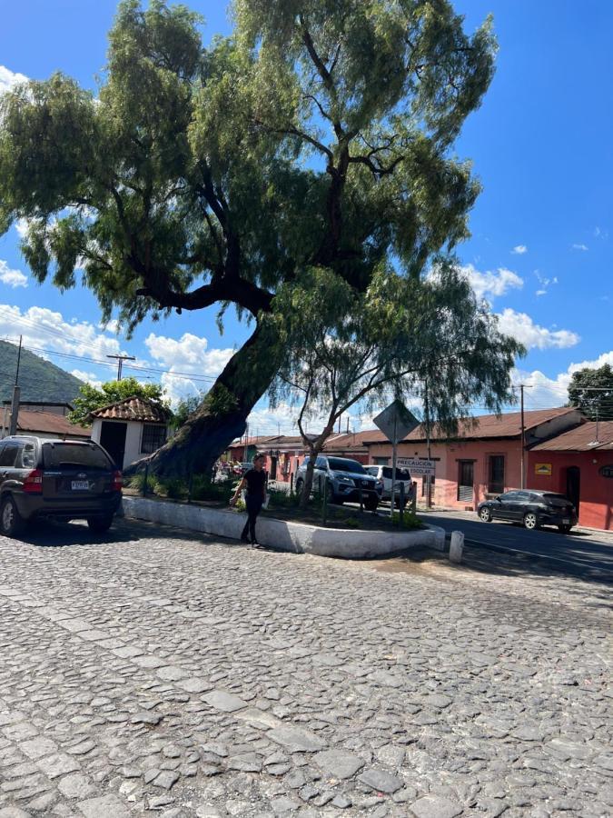 Casa Del Viajero Colonial Apartment Antigua Екстериор снимка