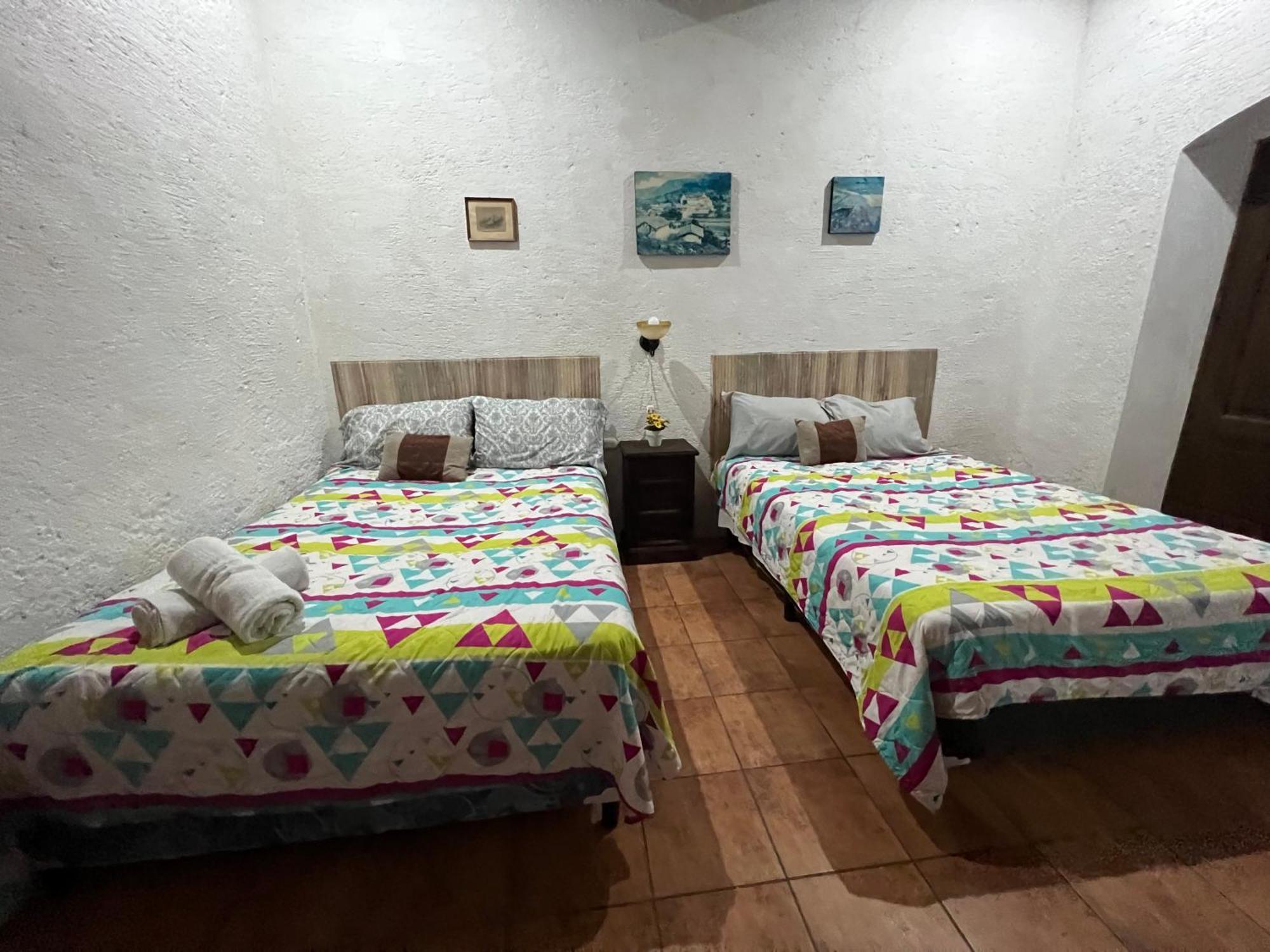 Casa Del Viajero Colonial Apartment Antigua Екстериор снимка